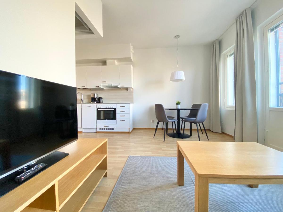 Tammer Huoneistot - City Suite 3 - Public Sauna, Gym & Pool Tampere Dış mekan fotoğraf